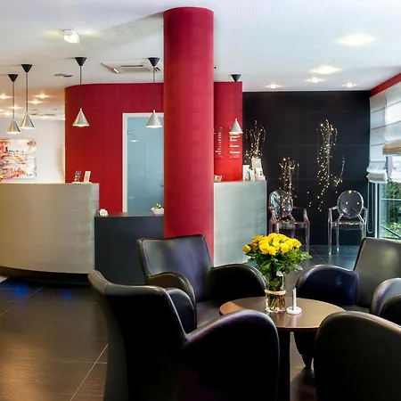 Brit Hotel Belfort Centre-Le Boreal-3